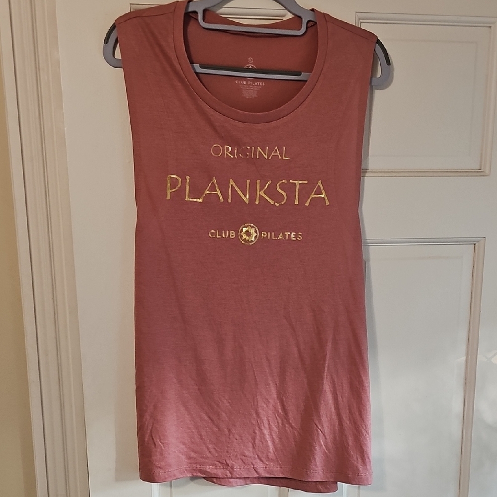 Club Pilates Women's Sleeveless Muscle Tee in Rose/Gold